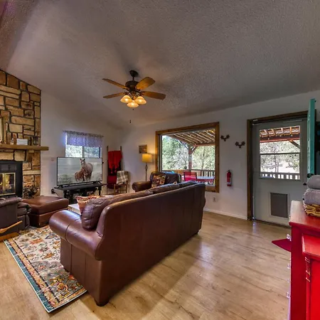 Whispering Woods: Relaxation At Its Finest Villa